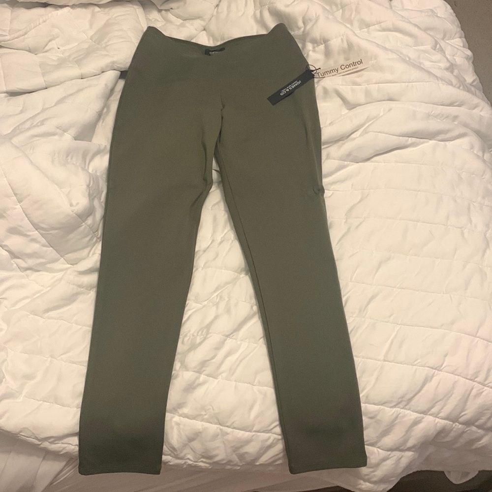 M leggings. Tummy control. NWT